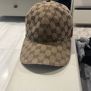 Gucci hat